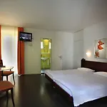 Hotel Vista Lakefront Boutique