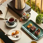 Hotel Vista Lakefront Boutique 3*