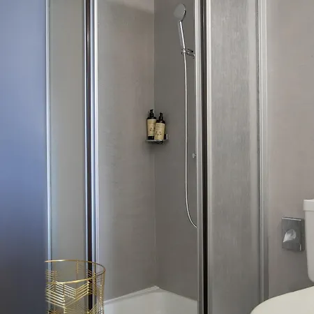 Vista Lakefront Boutique מלון אסקונה