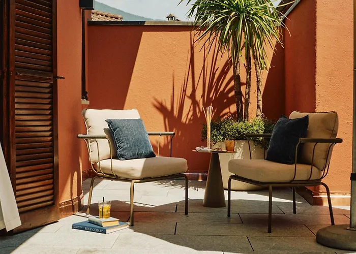 Vista Lakefront Boutique 3*