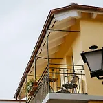 Vista Lakefront Boutique 3* أسكونا