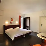 Vista Lakefront Boutique فندق أسكونا