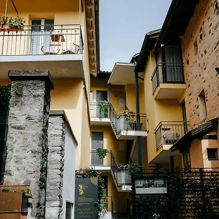 Vista Lakefront Boutique Hotel 3*