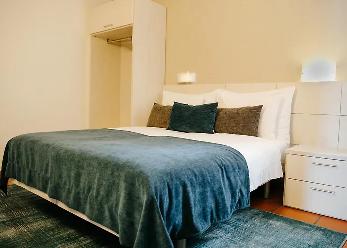 ホテル Vista Lakefront Boutique アスコナ