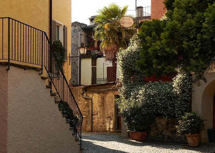 ホテル Vista Lakefront Boutique アスコナ