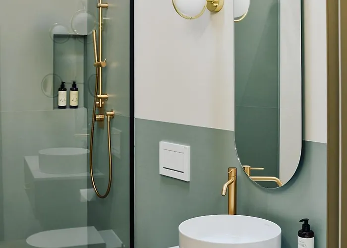 Vista Lakefront Boutique 3*